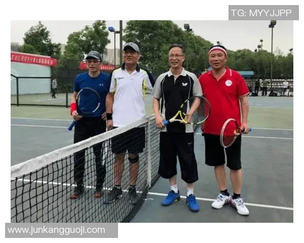 杭州网球队战术分析：从比赛表现看团队协作与技术运用